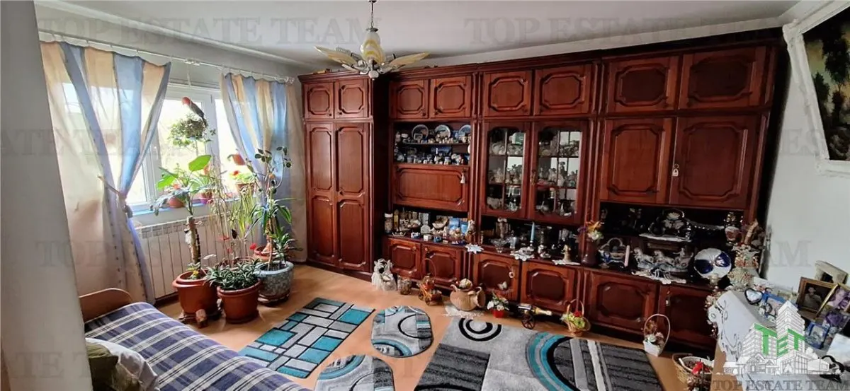 Apartament spatios 4 camere zona CET, Constanta - foto 2