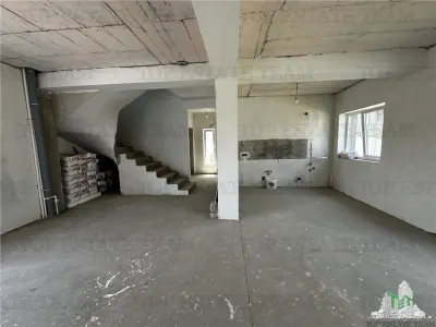 Casa individuala la intrare in Mogosoaia perfecta pentru familia ta - foto 3