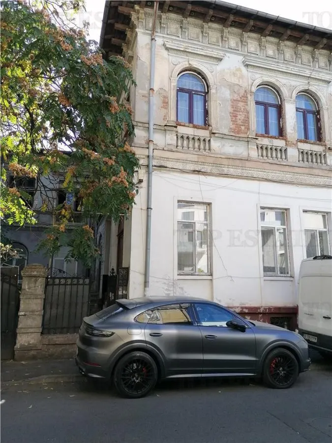 Apartament in casa / Apartament cu 5 camere de vanzare in zona Unirii - foto 1