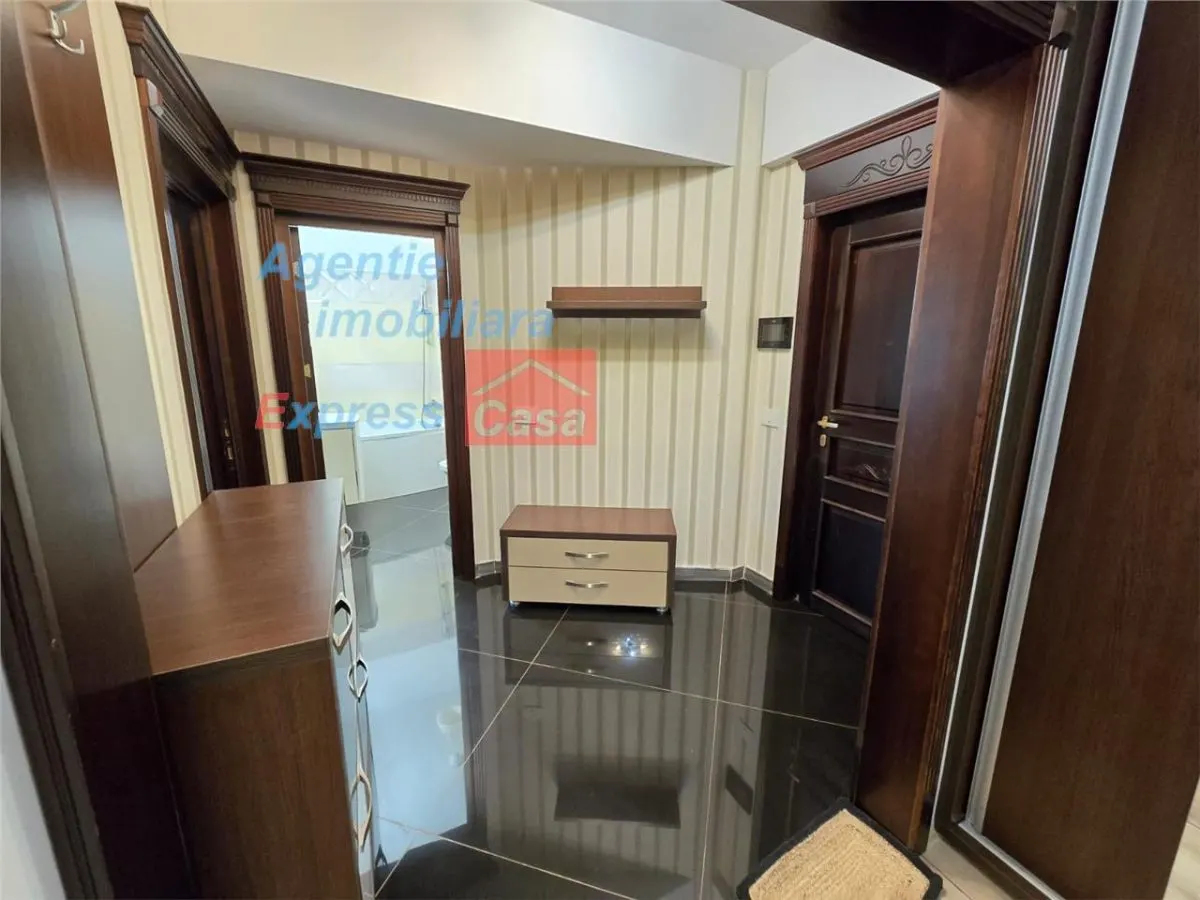 Apartament de vanzare: 2 camere, loc de parcare inclus, Moara de Vant - foto 3