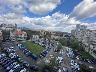 De închiriat ! Centru Hala Centrala , apartament 1 camera 44 mp - foto 8