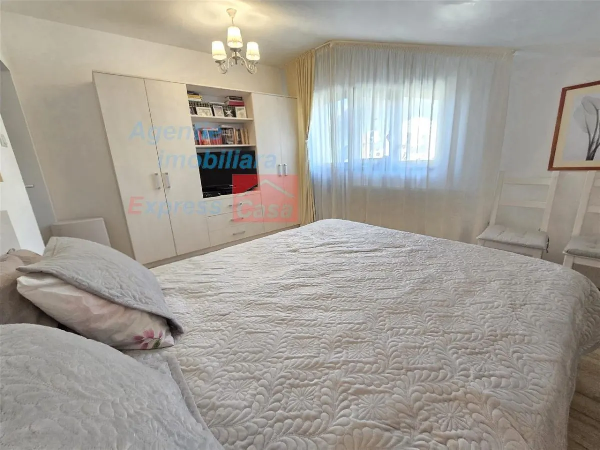 Revanzare: apartament 3 camere in Bucium (Hanul Trei Sarmale) - foto 11