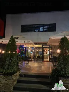 Commercial Space Suitable for Restaurant – Berceni, Sector 4 - Bucuresti