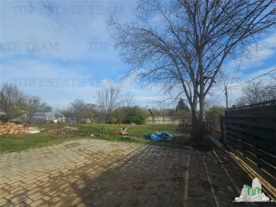 2,000 sqm Land Plot between Houses near Pădurea Teghes - Teghes