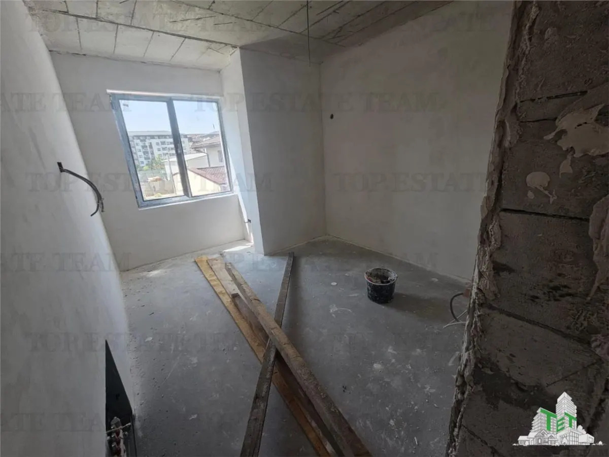 Modern 4-Bedroom Duplex in Central Chiajna - foto 6
