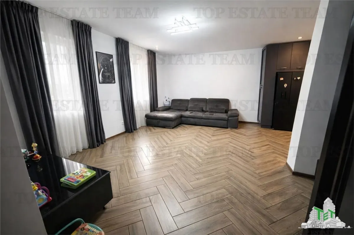 Modern 5-Bedroom Furnished Home in Ciorogarla - foto 2