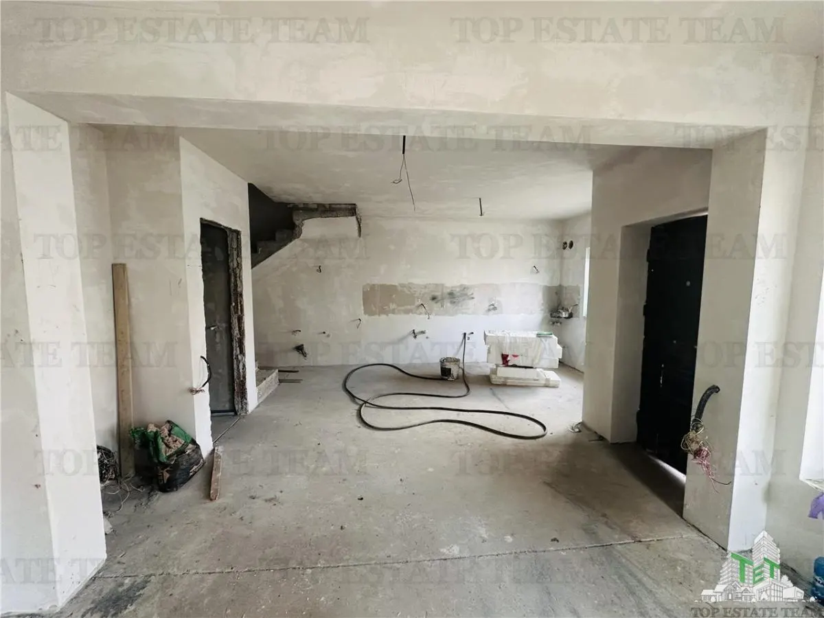 Exceptional Villa, 165 sqm Usable, 139 sqm Plot, Exclusive ROSU-MILITARI - foto 3