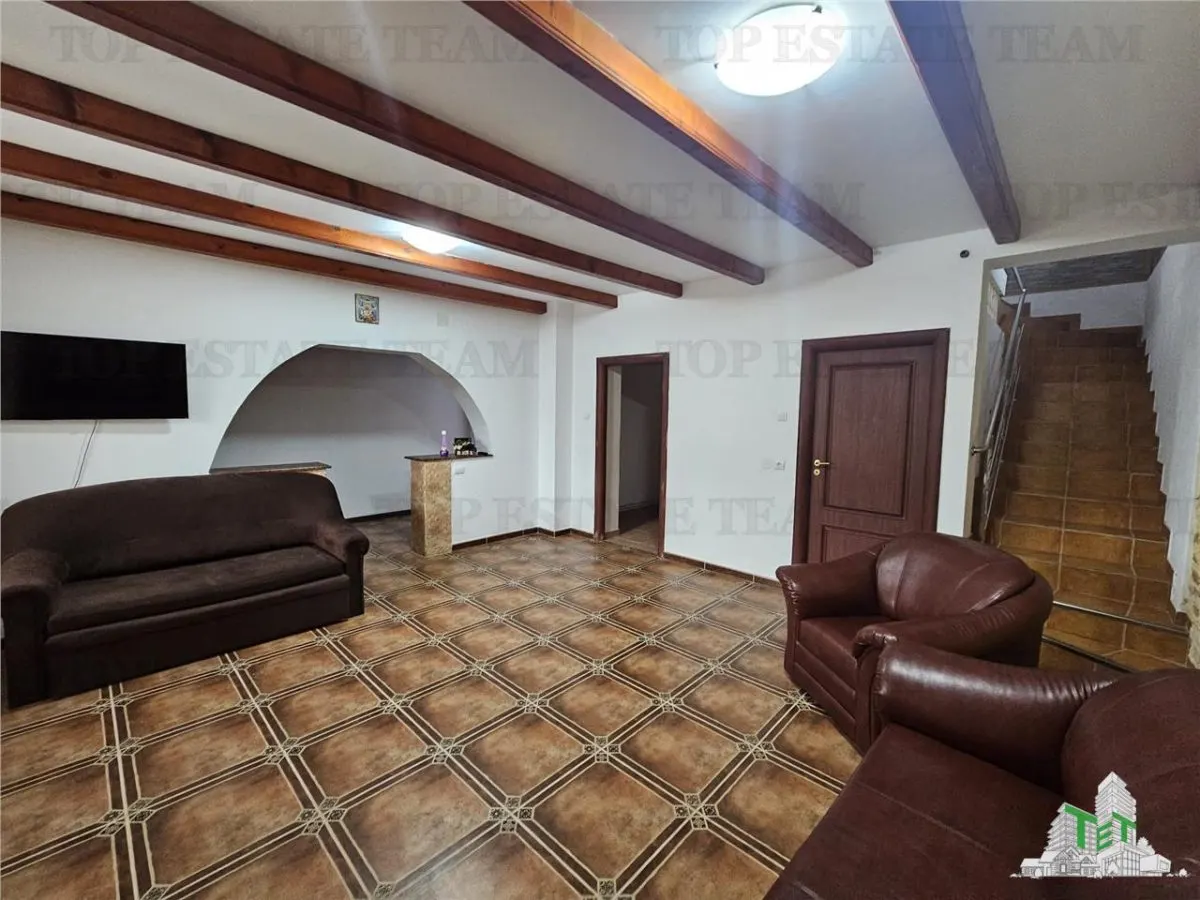 5-Bedroom Villa for Sale with Underground Garage in Chiajna - foto 11