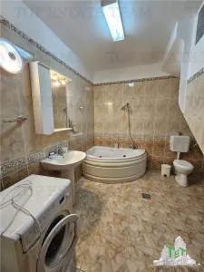 5-Bedroom Villa for Sale with Underground Garage in Chiajna - foto 13