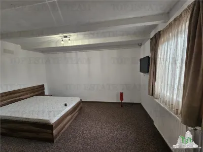 5-Bedroom Villa for Sale with Underground Garage in Chiajna - foto 3