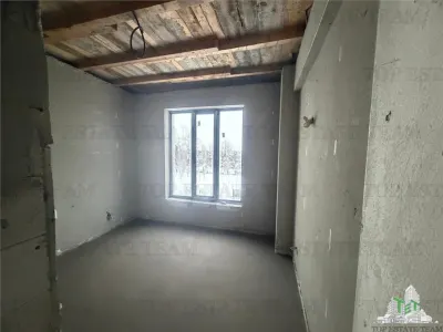 5-Bedroom Villa for Sale in Frumusani – Excellent Investment - foto 8