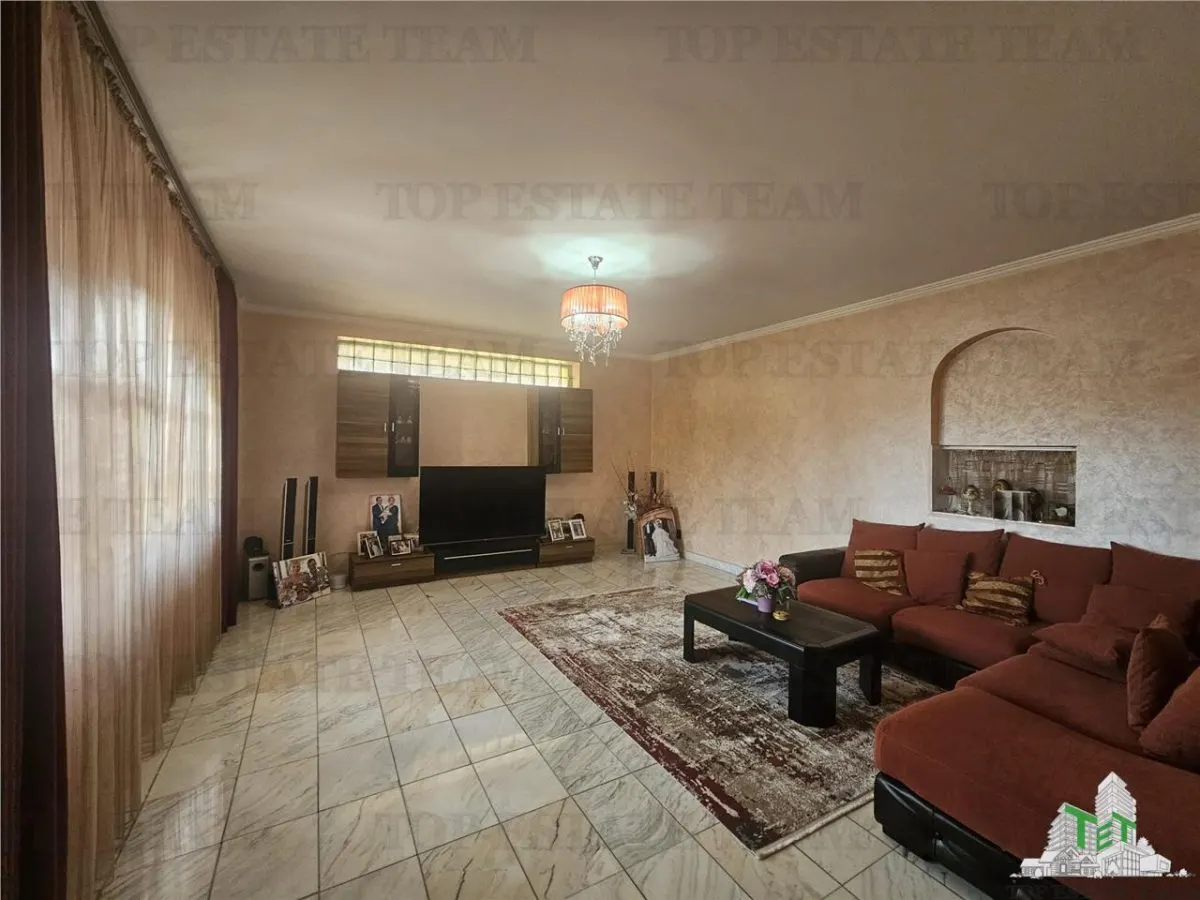 7-Bedroom House, Exceptional and Spacious - Km 4-5 Area, Constanta - foto 12