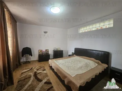 7-Bedroom House, Exceptional and Spacious - Km 4-5 Area, Constanta - foto 13