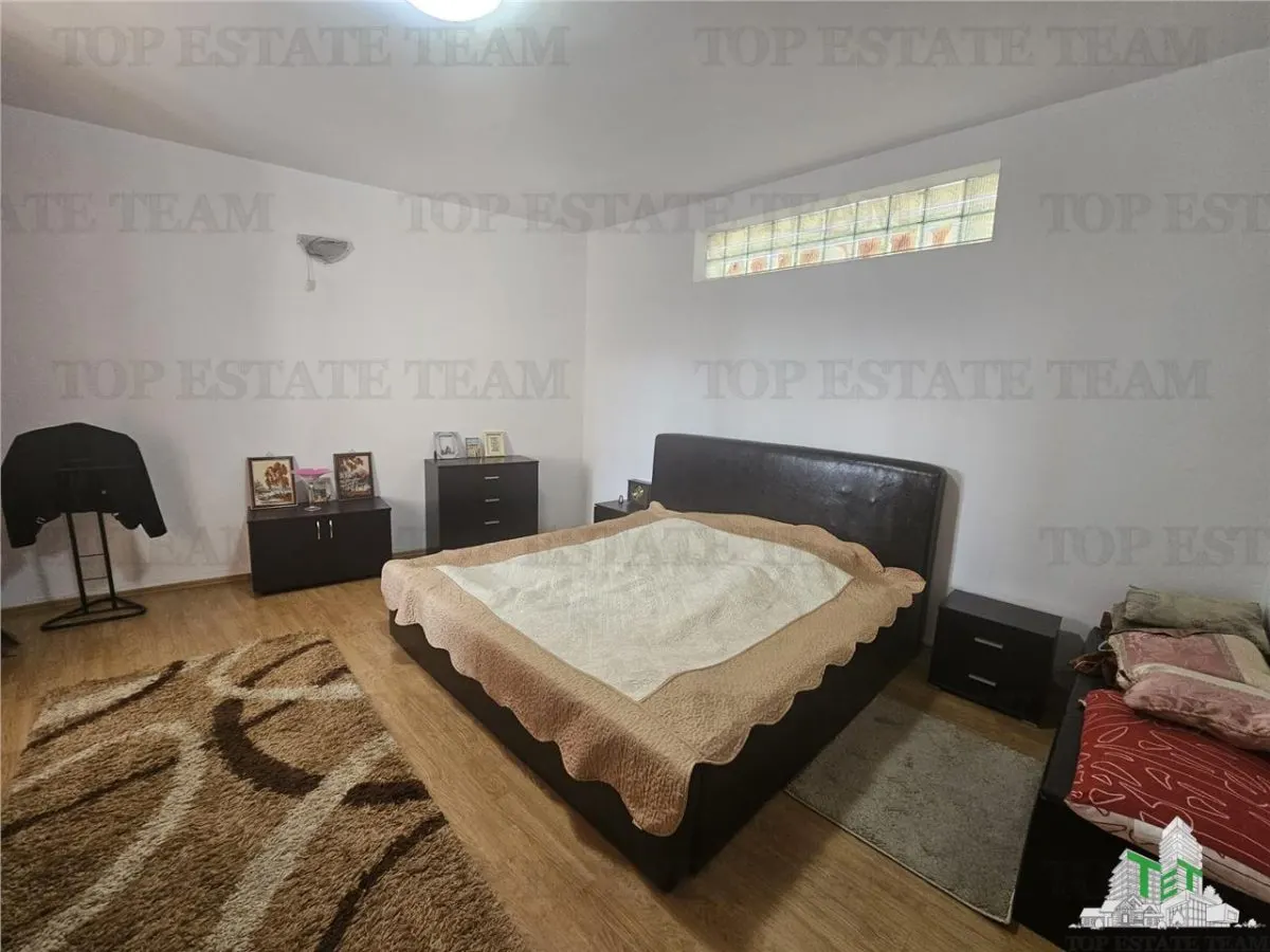 7-Bedroom House, Exceptional and Spacious - Km 4-5 Area, Constanta - foto 23
