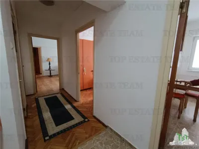 3-Bedroom Apartment for Sale, Ion Mihalache, Rear View - foto 5