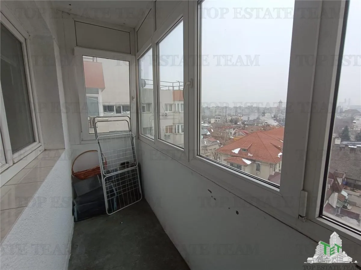 3-Bedroom Apartment for Sale, Ion Mihalache, Rear View - foto 7