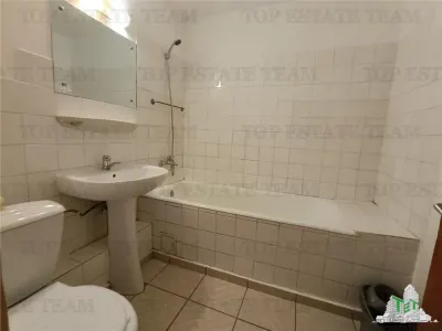3-Bedroom Apartment for Sale, Ion Mihalache, Rear View - foto 9