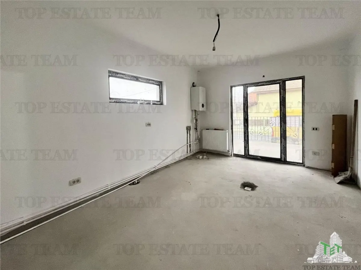 Ground Floor + First Floor House, 8 Rooms—All Utilities Connected - foto 13