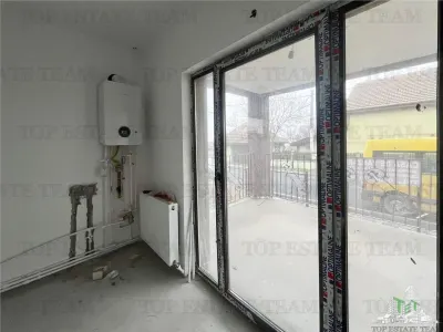 Ground Floor + First Floor House, 8 Rooms—All Utilities Connected - foto 15
