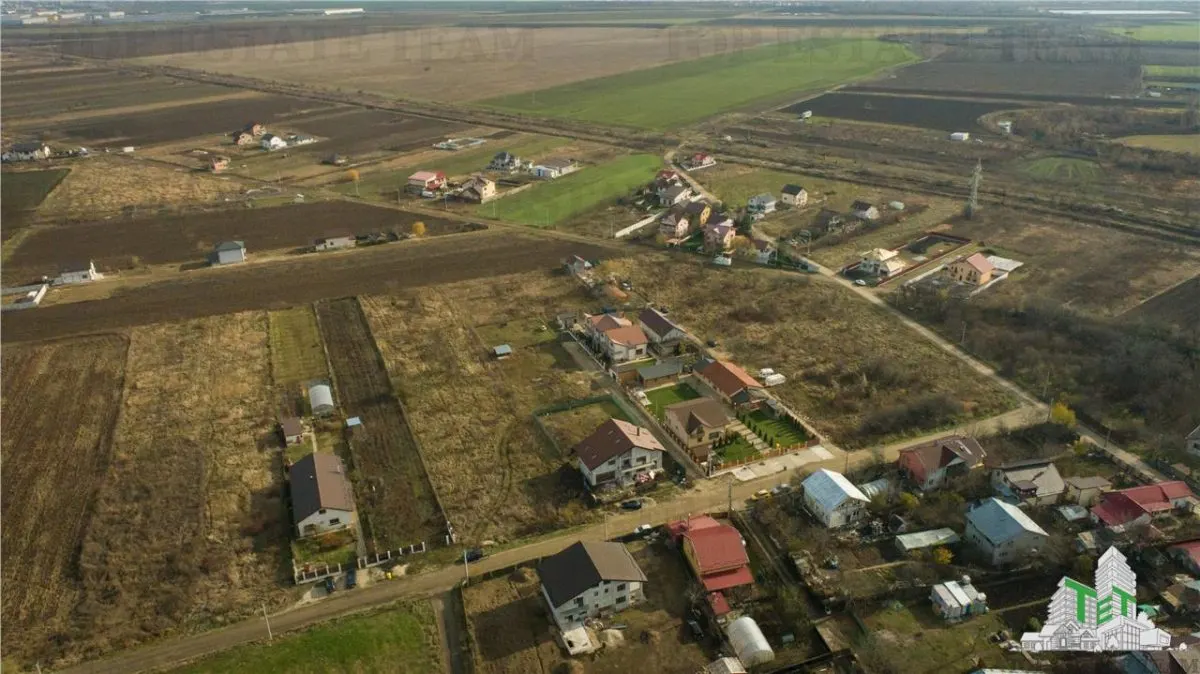 2,450 sqm Plot for Sale in Ciorogarla | 15 Minutes from Bucharest - foto 1