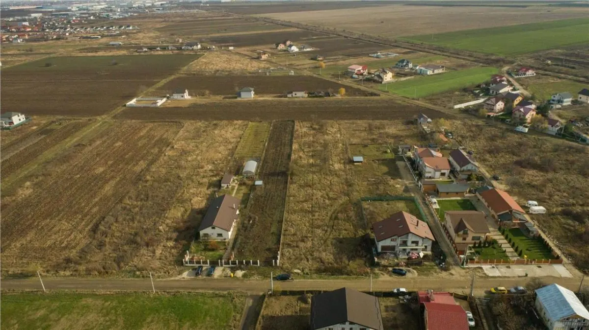 2,450 sqm Plot for Sale in Ciorogarla | 15 Minutes from Bucharest - foto 2