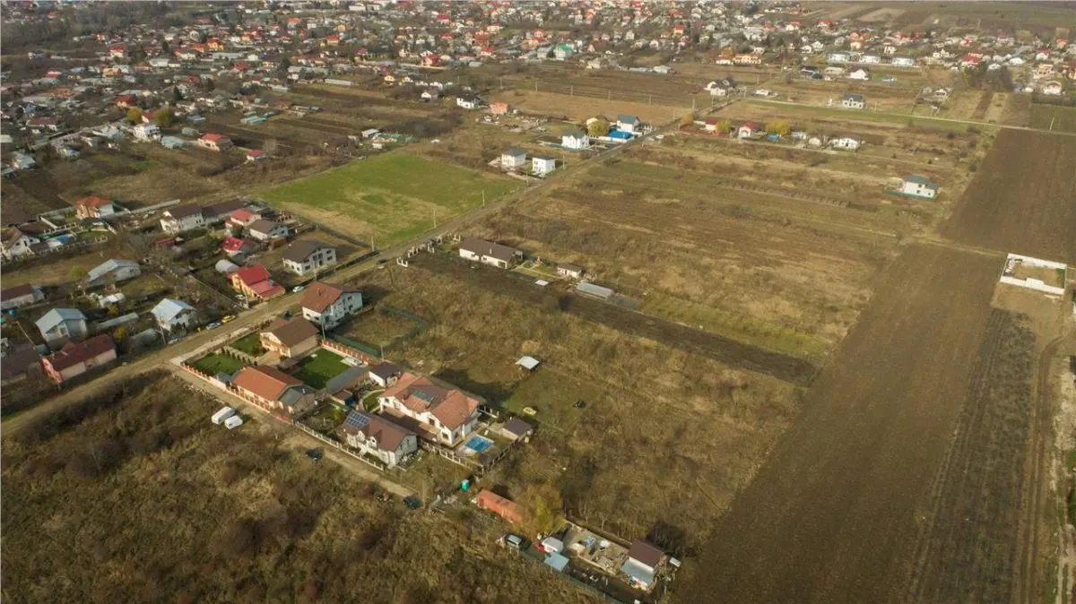 2,450 sqm Plot for Sale in Ciorogarla | 15 Minutes from Bucharest - foto 13