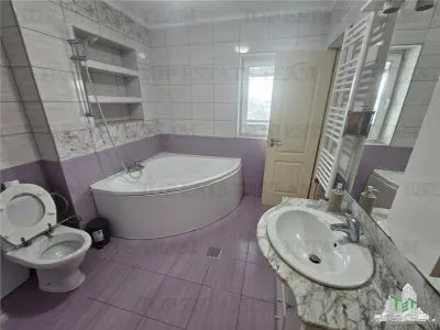 274 sqm Villa with Solar Panels and Garage in Ciorogarla - foto 12