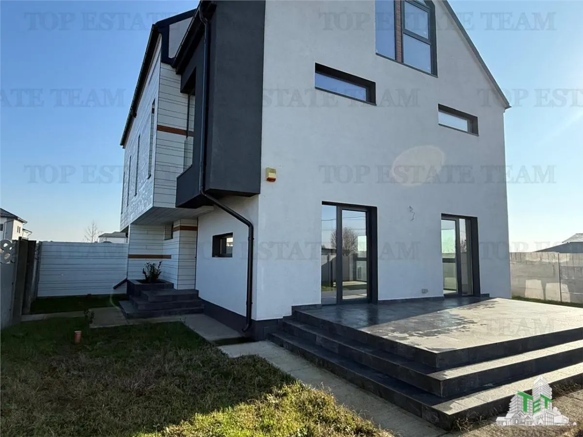 Premium Villa with Photovoltaic Panels, 15 Minutes from Bucharest - foto 11