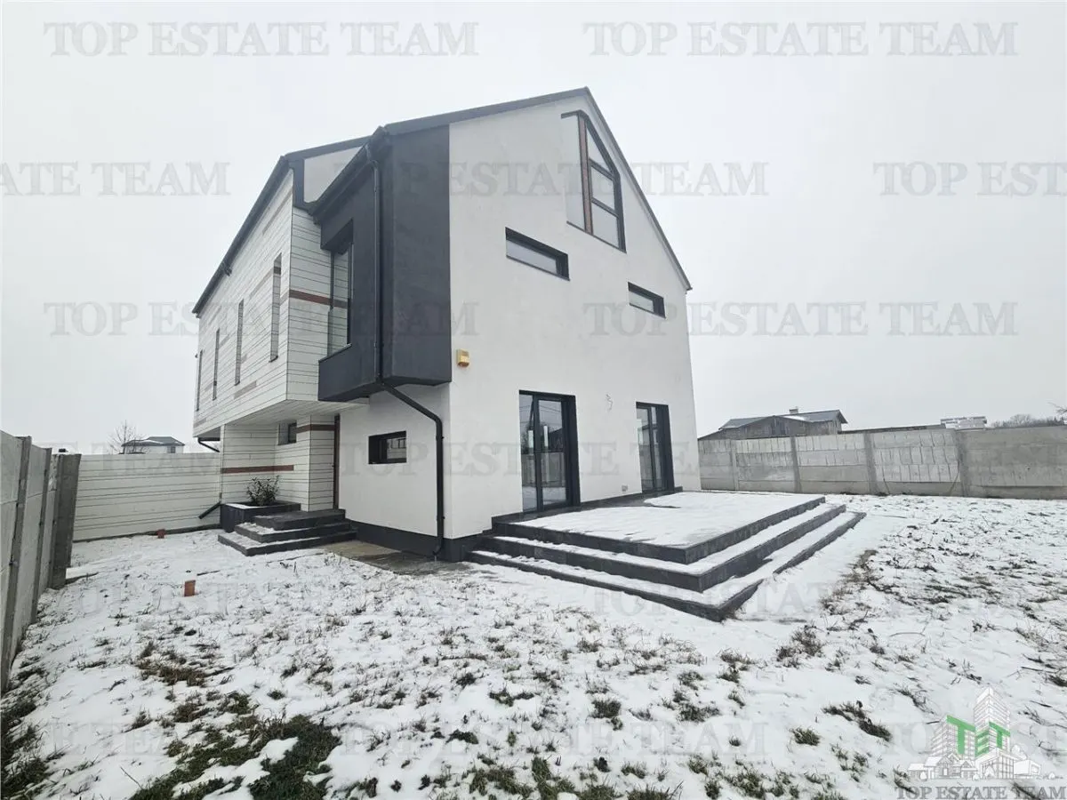 Premium Villa with Photovoltaic Panels, 15 Minutes from Bucharest - foto 20