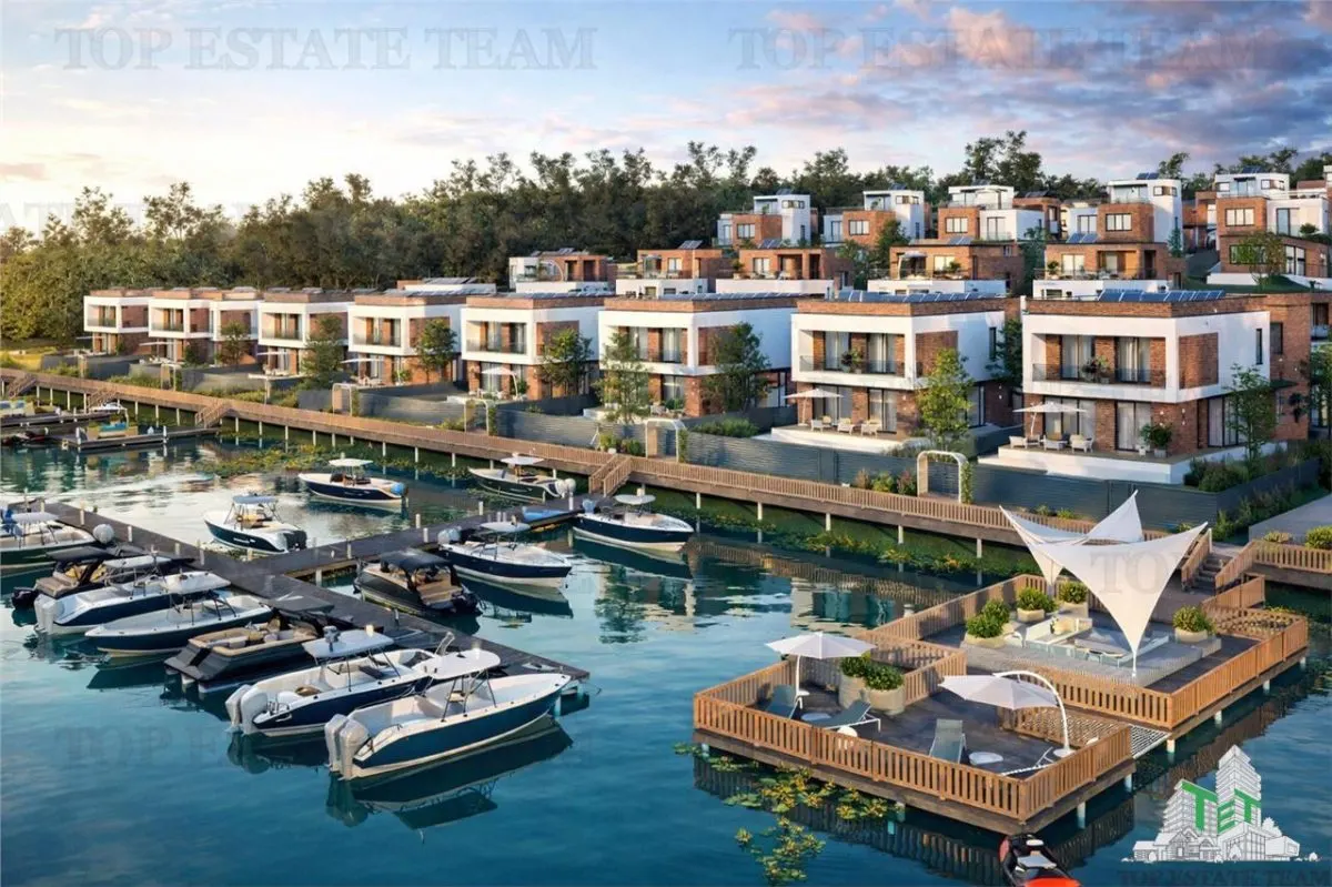 Luxury Hotel Resort with Private Marina, Bucuresti - foto 1