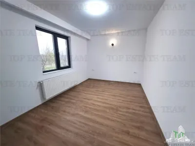 Villa for Sale in Moara Vlasiei with Mature Orchard and Spacious Grounds - foto 13