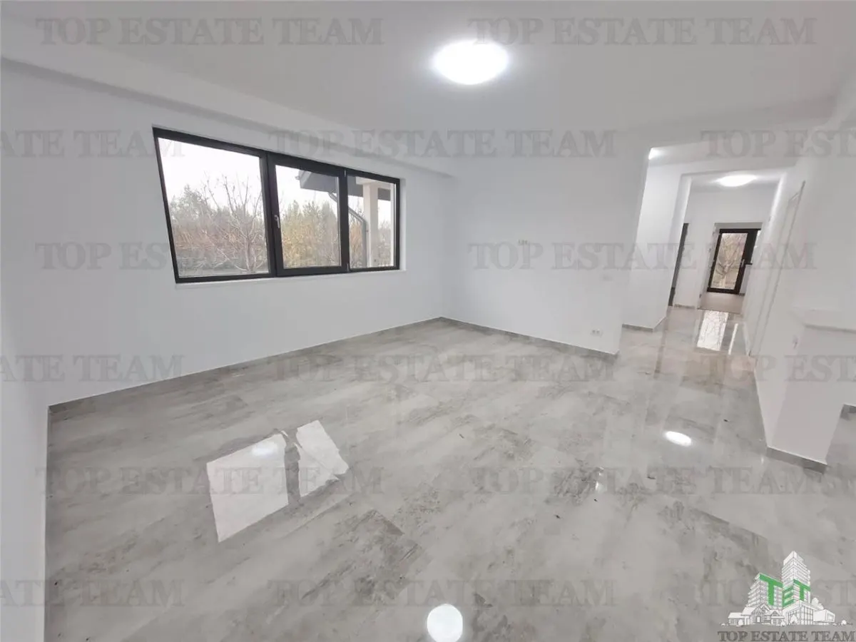 Villa for Sale in Moara Vlasiei with Mature Orchard and Spacious Grounds - foto 7