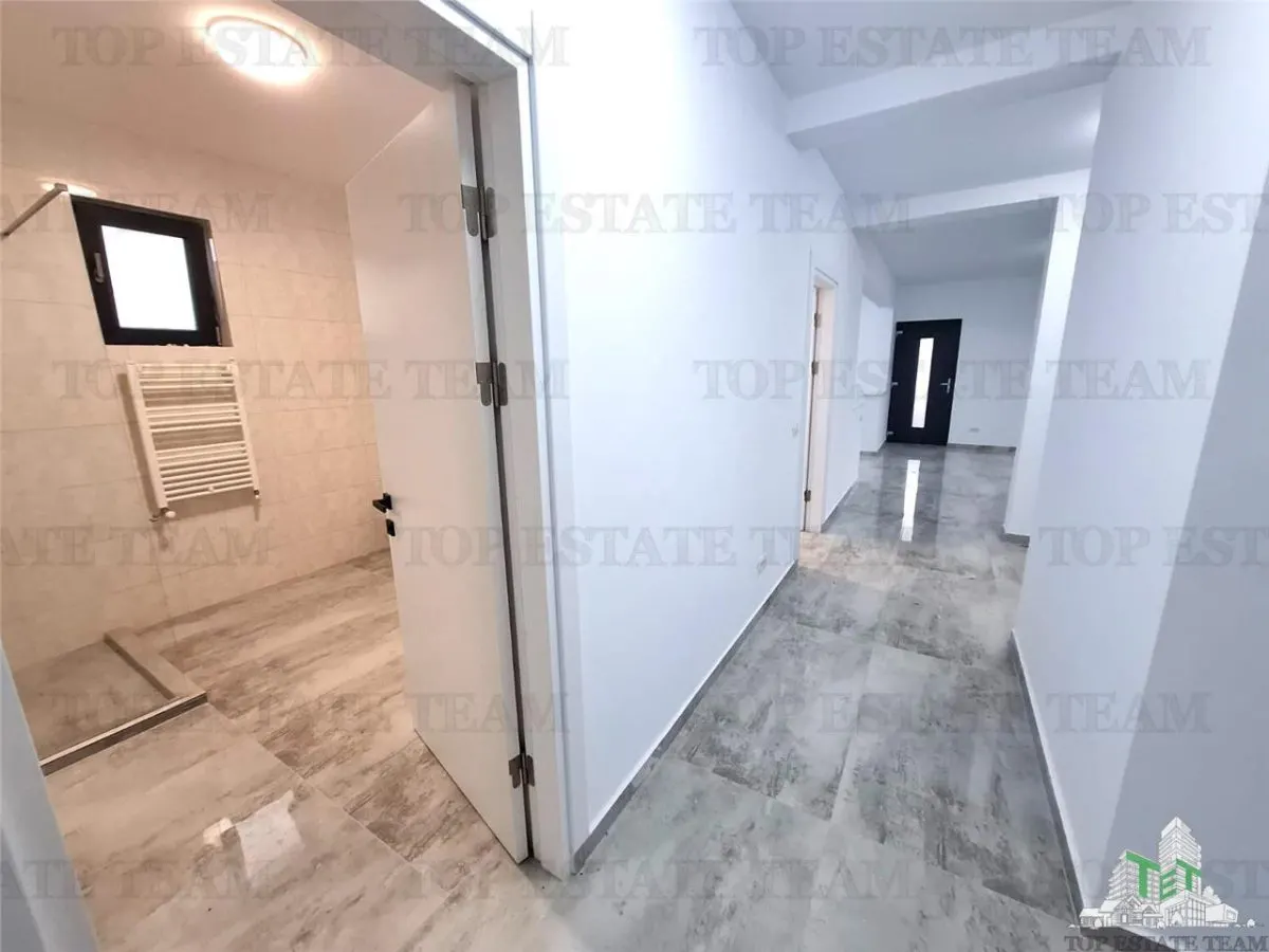 Villa for Sale in Moara Vlasiei with Mature Orchard and Spacious Grounds - foto 8