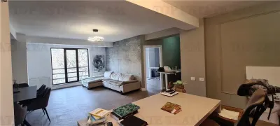 Four-Bedroom Apartment for Sale in Arcul de Triumf - Bucuresti