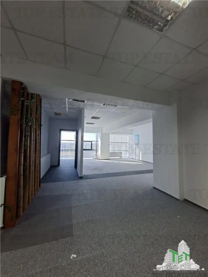 110 sqm Office Space in Otopeni, Adjacent to Airport - foto 3
