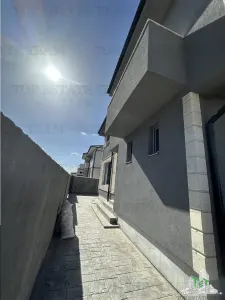 Charming 4-Bedroom Villa with Spacious Garden, All Utilities, Bragadiru - foto 6