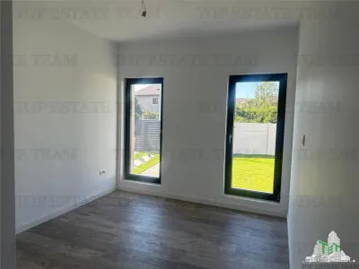 Spacious Single-Storey Villa with Garage and 4 Bedrooms, Bragadiru - foto 13