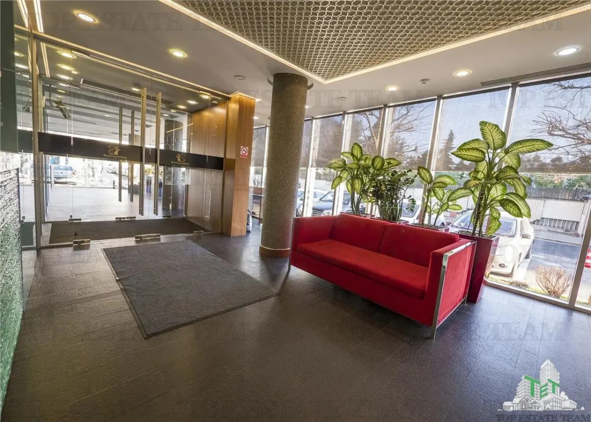 210 sqm Office Space in Herastrau, Bucharest - foto 5