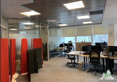110 sqm Office Space in Piata Victoriei Area, Bucuresti - foto 4