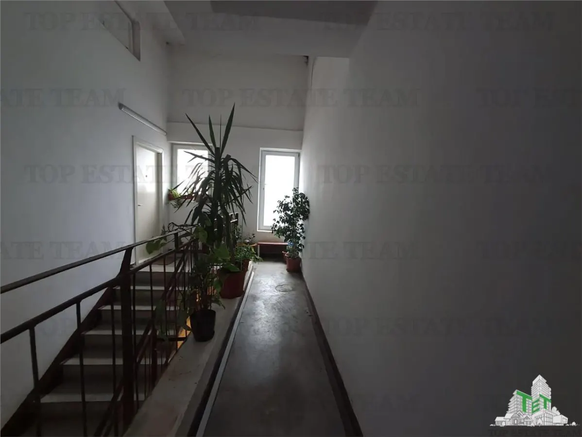 5-Bedroom Duplex with Separate Entrances near Beach, Mangalia Saturn - foto 18