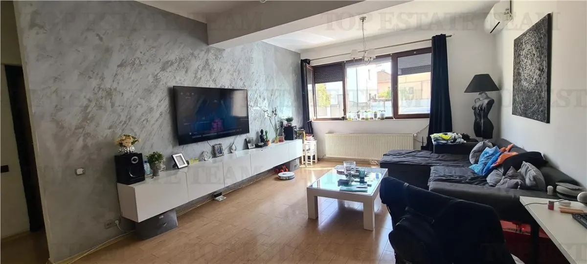 Sale: 2-Bedroom Ground Floor Apartment, Suitable for Professional Use - foto 1