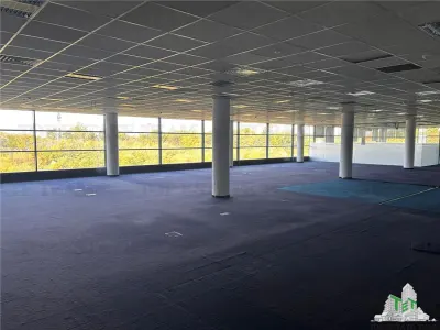 543 sqm Office Space in Baneasa - foto 2