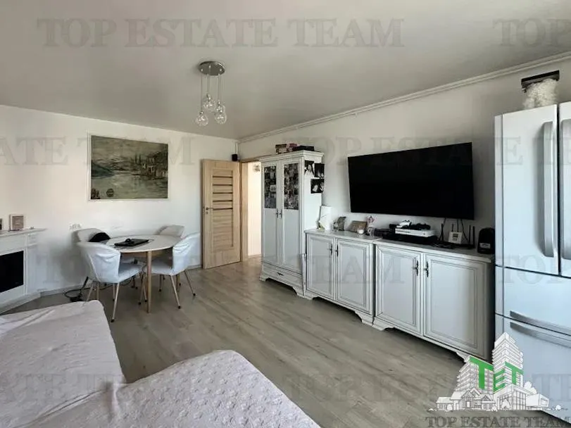 3-Bedroom Duplex with Mezzanine, 2 Garage Parking Spaces, Constanța - foto 1
