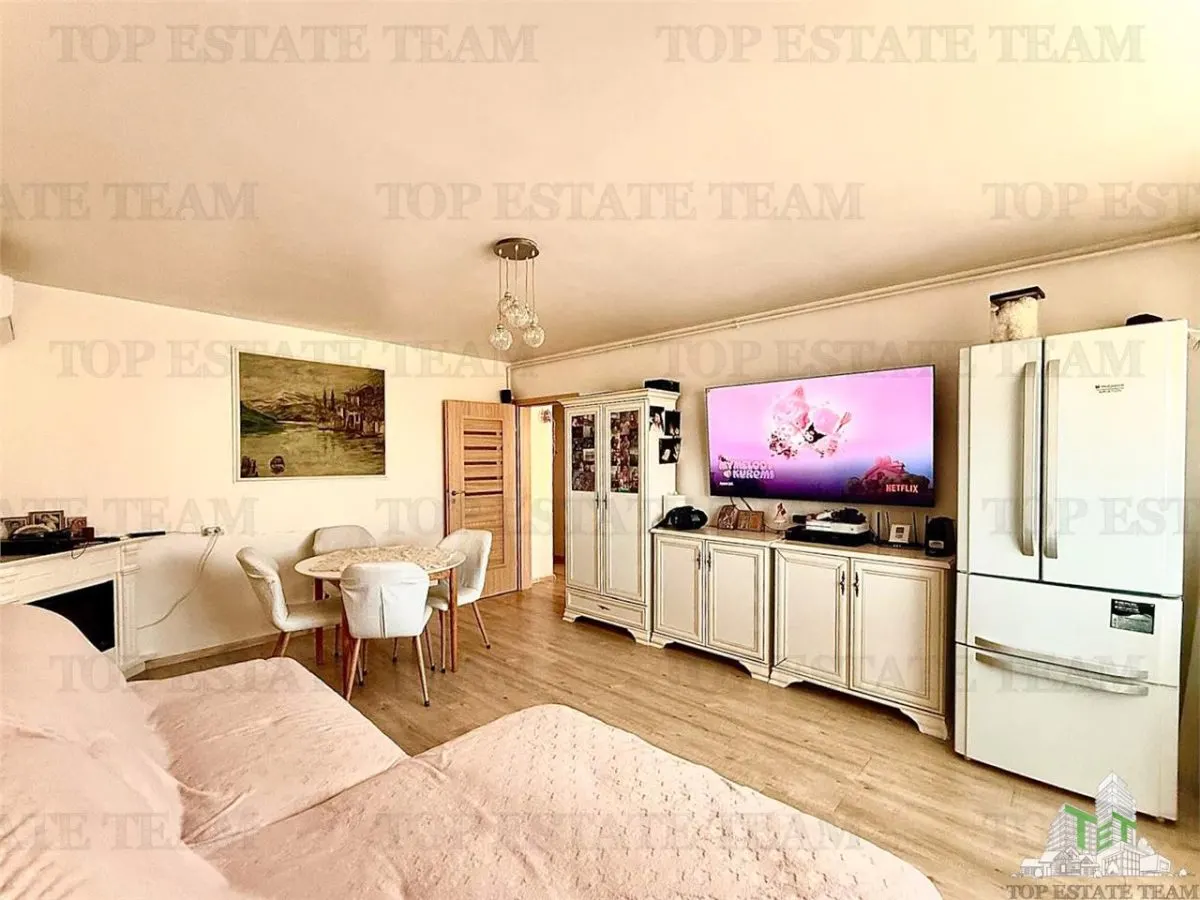3-Bedroom Duplex with Mezzanine, 2 Garage Parking Spaces, Constanța - foto 4