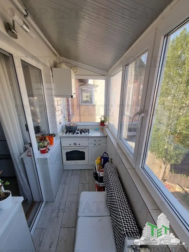 3-Bedroom Duplex with Mezzanine, 2 Garage Parking Spaces, Constanța - foto 6