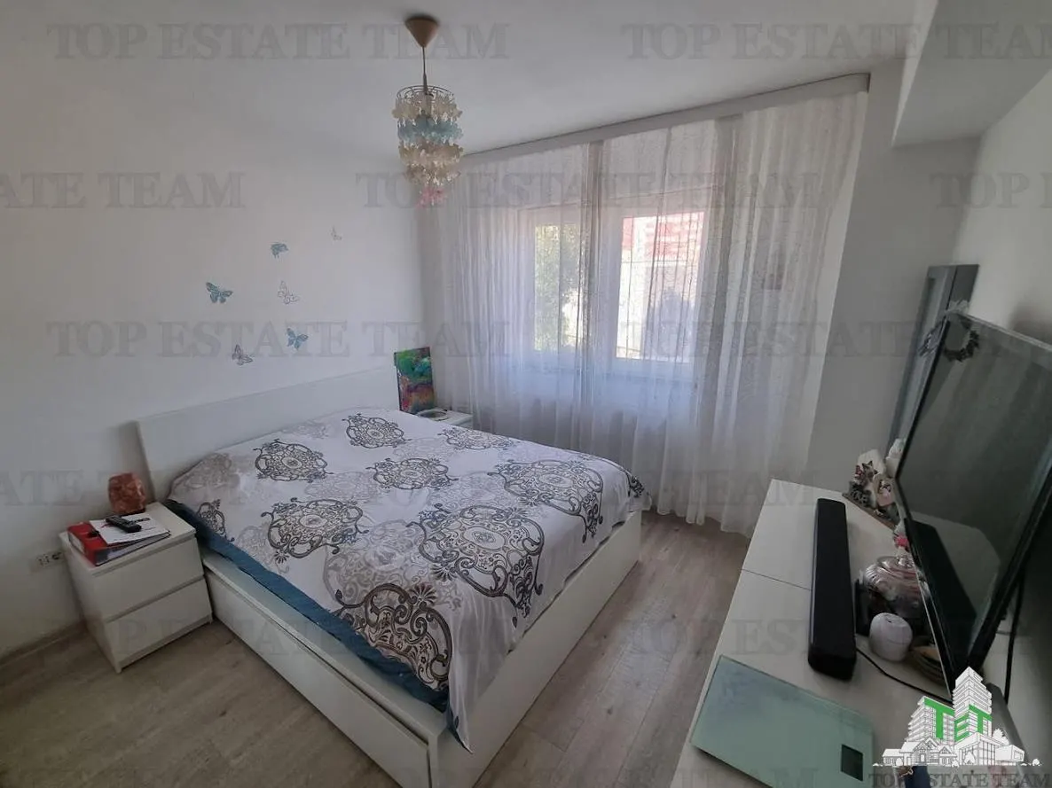 3-Bedroom Duplex with Mezzanine, 2 Garage Parking Spaces, Constanța - foto 7