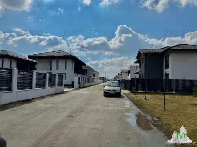 Development Land for Residential or Commercial Use, North Zone Pipera-Tunari - foto 12