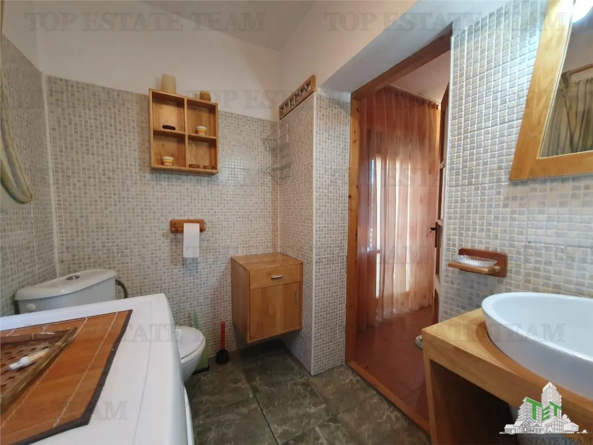 Exceptional Detached House with Generous Grounds in Techirghiol - foto 13