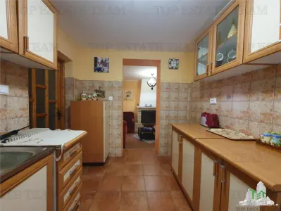 Exceptional Detached House with Generous Grounds in Techirghiol - foto 16