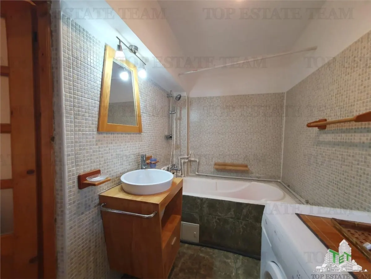 Exceptional Detached House with Generous Grounds in Techirghiol - foto 8